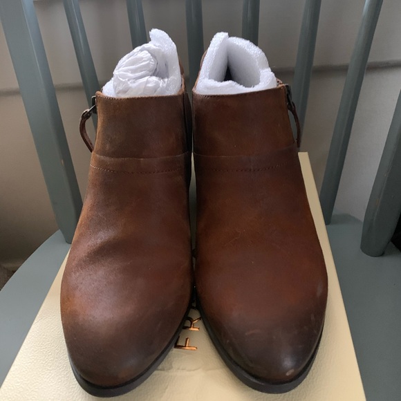 Like new brown booties - Picture 6 of 7